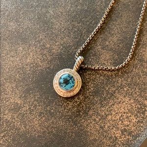 Long pendant necklace